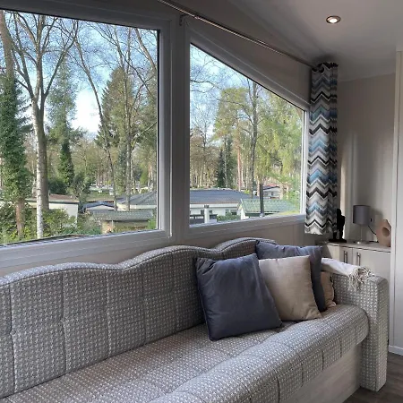 Luxe Airco, Netflix - Recreation Only Chalet *