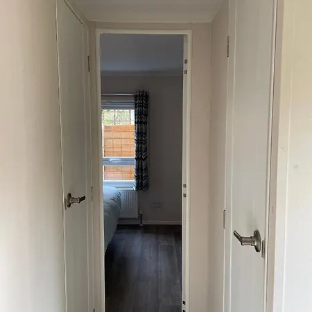 Luxe Airco, Netflix - Recreation Only Alpstuga Hoenderloo