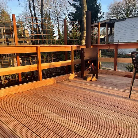 Luxe Airco, Netflix - Recreation Only *