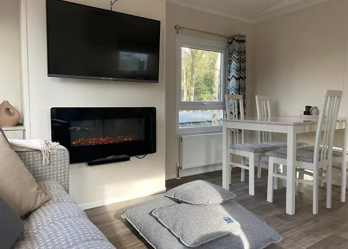 Luxe Airco, Netflix - Recreation Only *