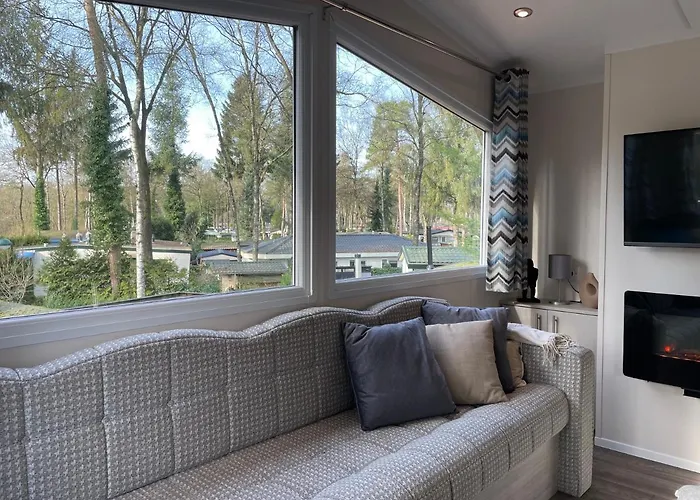 Luxe Airco, Netflix - Recreation Only Chalet *